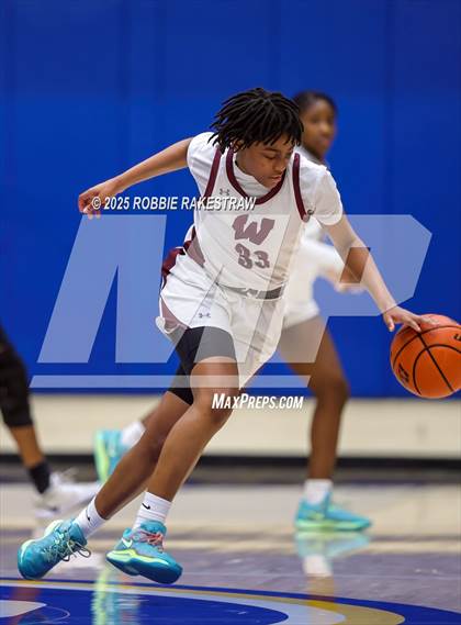 Thumbnail 2 in Tyler Legacy vs. Wylie (UIL 6A D1 Bi-District Playoff) photogallery.