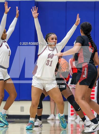 Thumbnail 3 in Tyler Legacy vs. Wylie (UIL 6A D1 Bi-District Playoff) photogallery.