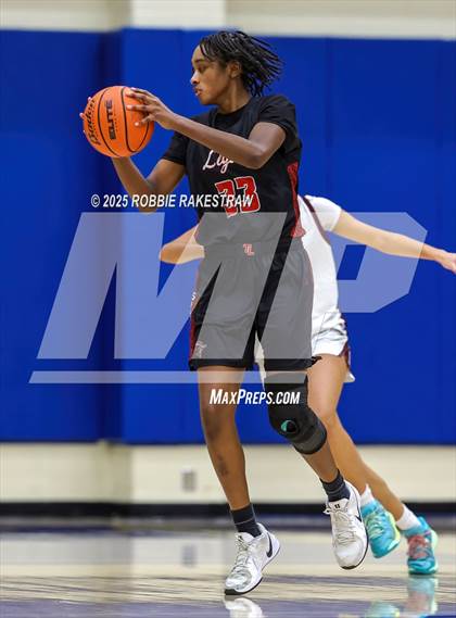 Thumbnail 2 in Tyler Legacy vs. Wylie (UIL 6A D1 Bi-District Playoff) photogallery.
