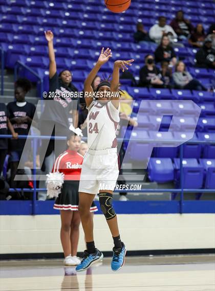 Thumbnail 1 in Tyler Legacy vs. Wylie (UIL 6A D1 Bi-District Playoff) photogallery.
