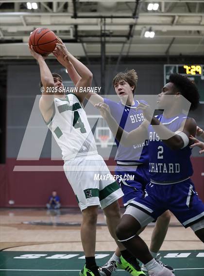 Thumbnail 3 in Indianapolis Bishop Chatard @ Covenant Christian photogallery.