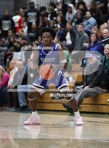 Thumbnail 1 in Indianapolis Bishop Chatard @ Covenant Christian photogallery.