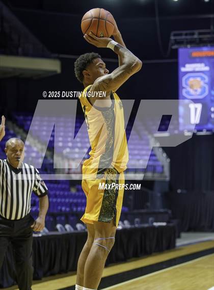 Thumbnail 1 in Memorial vs. Mansfield Summit (Cy-Hoops Invitational) photogallery.