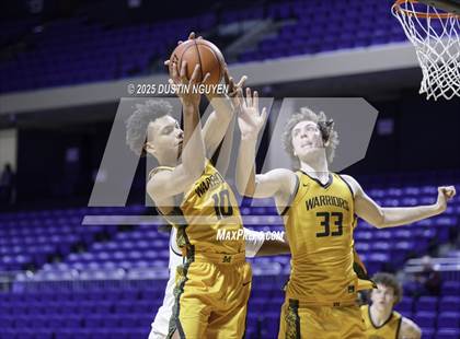 Thumbnail 1 in Memorial vs. Mansfield Summit (Cy-Hoops Invitational) photogallery.