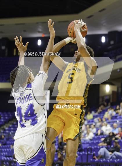 Thumbnail 1 in Memorial vs. Mansfield Summit (Cy-Hoops Invitational) photogallery.