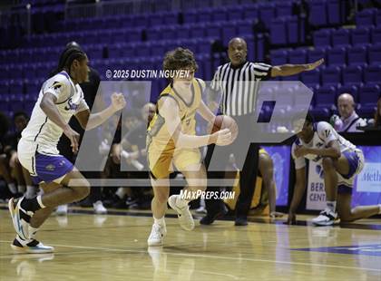 Thumbnail 1 in Memorial vs. Mansfield Summit (Cy-Hoops Invitational) photogallery.