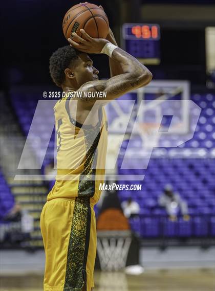 Thumbnail 2 in Memorial vs. Mansfield Summit (Cy-Hoops Invitational) photogallery.