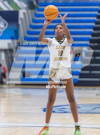 Thumbnail 3 in Evans vs. Academy of Richmond County photogallery.