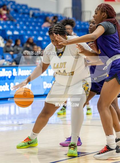 Thumbnail 3 in Evans vs. Academy of Richmond County photogallery.