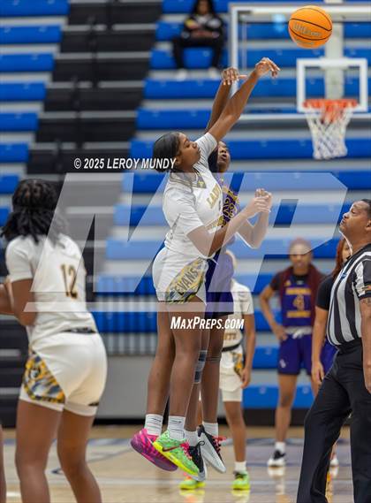 Thumbnail 3 in Evans vs. Academy of Richmond County photogallery.