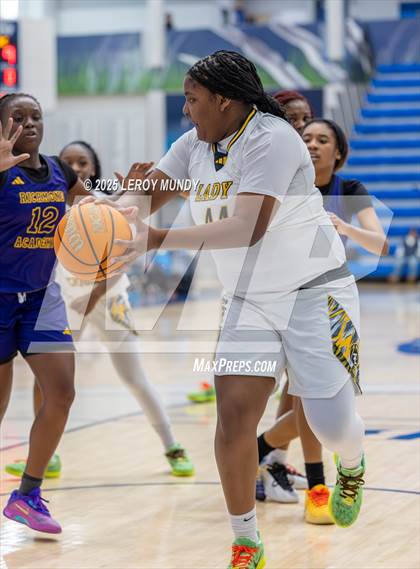 Thumbnail 2 in Evans vs. Academy of Richmond County photogallery.