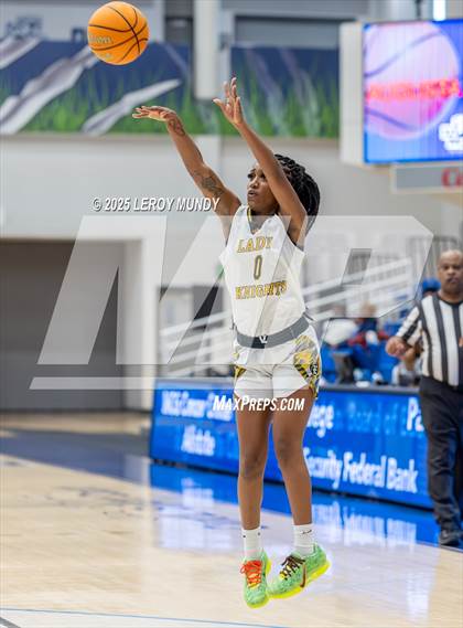 Thumbnail 3 in Evans vs. Academy of Richmond County photogallery.