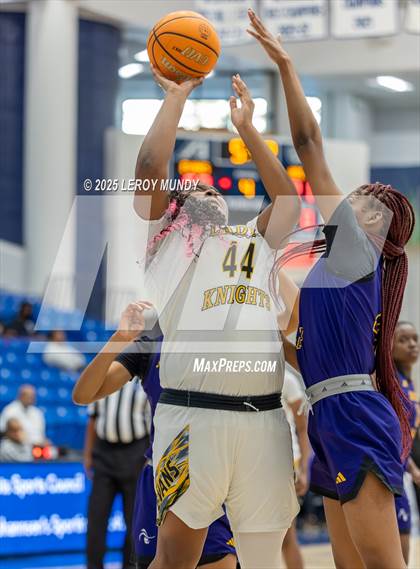 Thumbnail 3 in Evans vs. Academy of Richmond County photogallery.