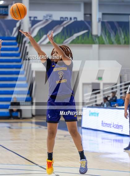 Thumbnail 2 in Evans vs. Academy of Richmond County photogallery.