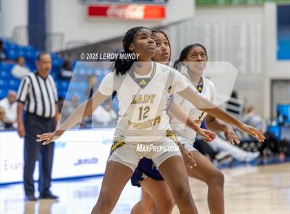 Thumbnail 2 in Evans vs. Academy of Richmond County photogallery.