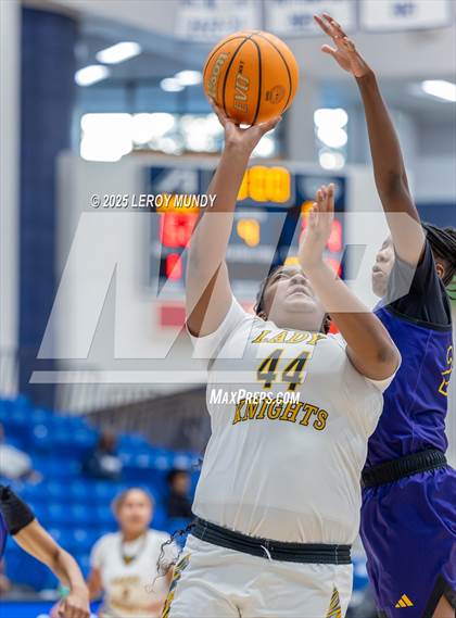 Thumbnail 2 in Evans vs. Academy of Richmond County photogallery.