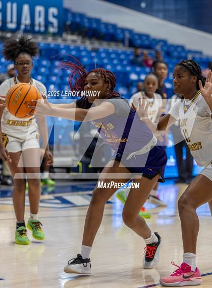 Thumbnail 3 in Evans vs. Academy of Richmond County photogallery.