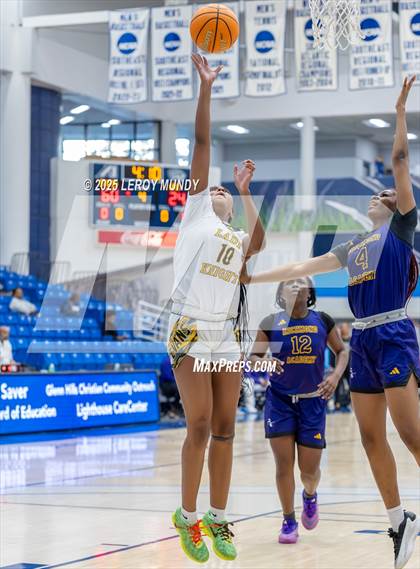 Thumbnail 2 in Evans vs. Academy of Richmond County photogallery.