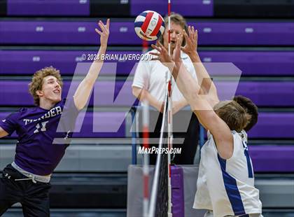 Thumbnail 1 in Valor Christian @ Discovery Canyon photogallery.