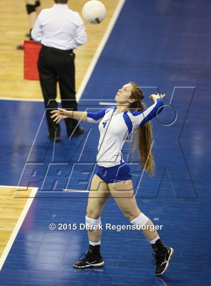 Thumbnail 1 in Arapahoe vs Legend (CHSAA 5A Pool Play) photogallery.