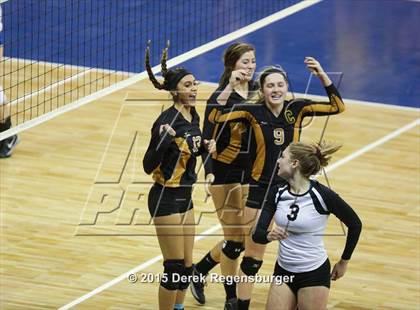 Thumbnail 1 in Arapahoe vs Legend (CHSAA 5A Pool Play) photogallery.