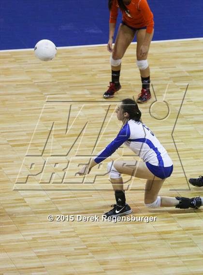 Thumbnail 3 in Arapahoe vs Legend (CHSAA 5A Pool Play) photogallery.