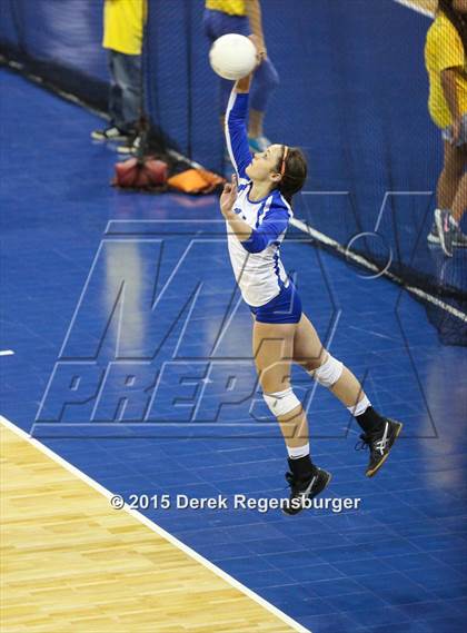 Thumbnail 3 in Arapahoe vs Legend (CHSAA 5A Pool Play) photogallery.