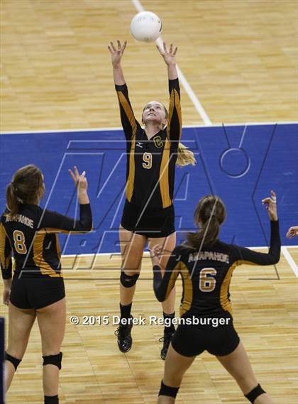 Thumbnail 2 in Arapahoe vs Legend (CHSAA 5A Pool Play) photogallery.
