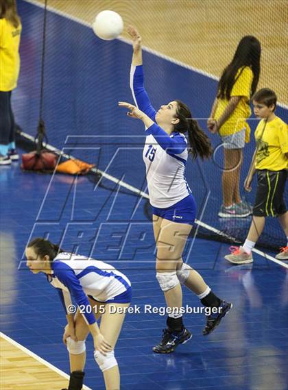 Thumbnail 1 in Arapahoe vs Legend (CHSAA 5A Pool Play) photogallery.