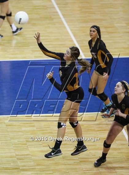 Thumbnail 2 in Arapahoe vs Legend (CHSAA 5A Pool Play) photogallery.