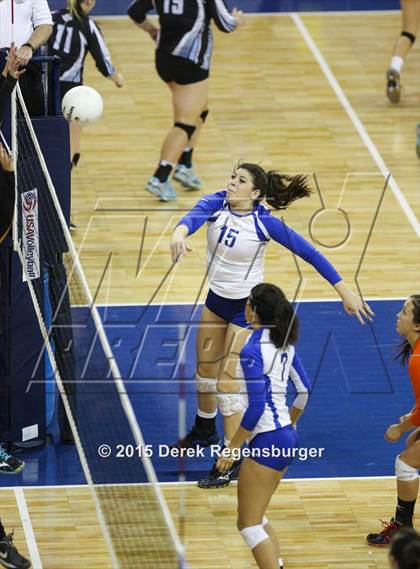 Thumbnail 1 in Arapahoe vs Legend (CHSAA 5A Pool Play) photogallery.