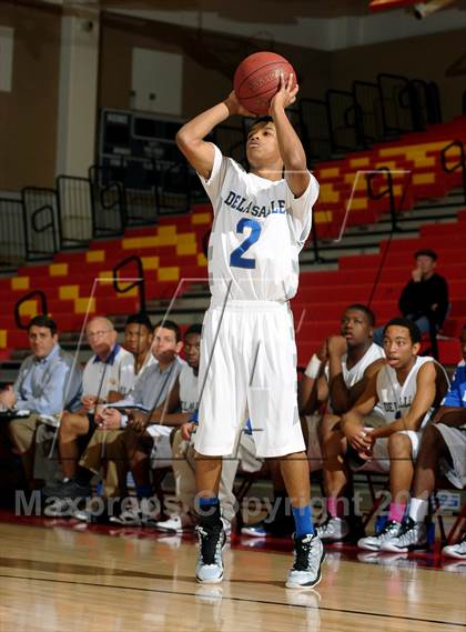 Thumbnail 2 in De La Salle vs. Miller Grove (MaxPreps Holiday Classic) photogallery.