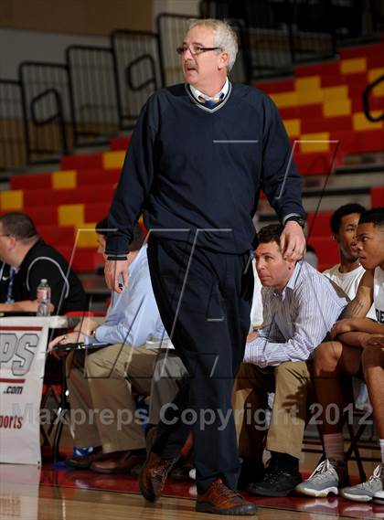 Thumbnail 2 in De La Salle vs. Miller Grove (MaxPreps Holiday Classic) photogallery.