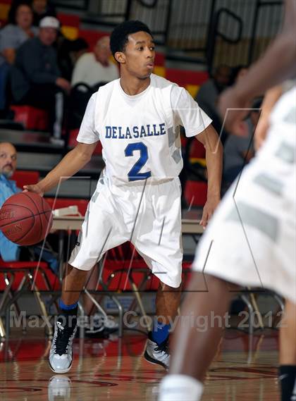 Thumbnail 2 in De La Salle vs. Miller Grove (MaxPreps Holiday Classic) photogallery.