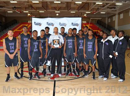 Thumbnail 1 in De La Salle vs. Miller Grove (MaxPreps Holiday Classic) photogallery.