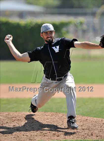 Thumbnail 2 in Chaminade vs. Valley Vista (Hard 9 National Classic) photogallery.