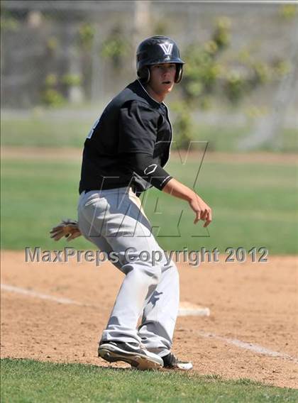 Thumbnail 2 in Chaminade vs. Valley Vista (Hard 9 National Classic) photogallery.