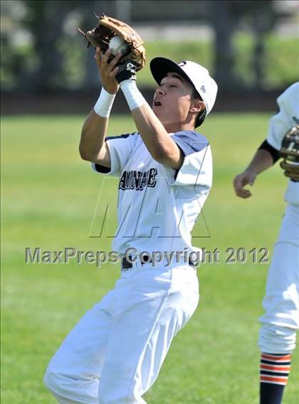 Thumbnail 2 in Chaminade vs. Valley Vista (Hard 9 National Classic) photogallery.