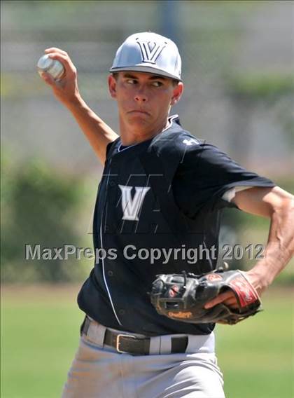 Thumbnail 3 in Chaminade vs. Valley Vista (Hard 9 National Classic) photogallery.
