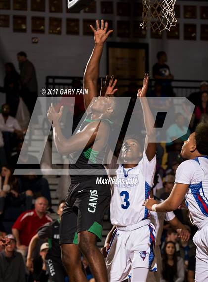 Thumbnail 1 in Cleveland vs East Hamilton (District 5 3A) photogallery.