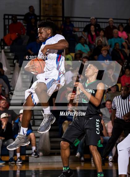 Thumbnail 1 in Cleveland vs East Hamilton (District 5 3A) photogallery.