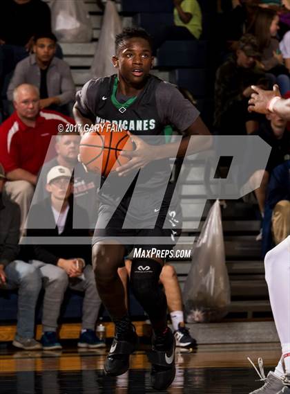 Thumbnail 3 in Cleveland vs East Hamilton (District 5 3A) photogallery.