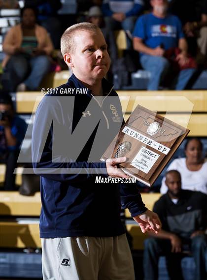 Thumbnail 3 in Cleveland vs East Hamilton (District 5 3A) photogallery.