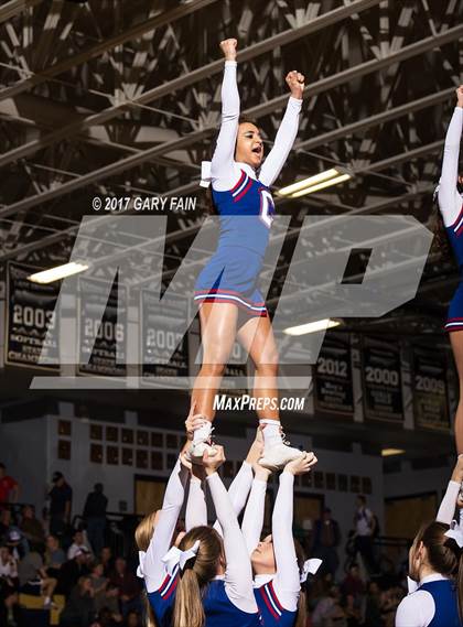 Thumbnail 2 in Cleveland vs East Hamilton (District 5 3A) photogallery.