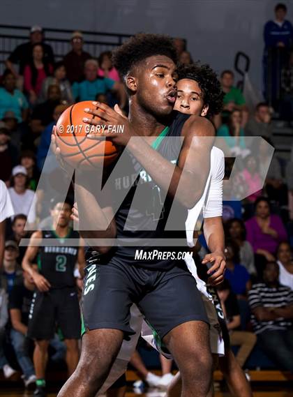Thumbnail 2 in Cleveland vs East Hamilton (District 5 3A) photogallery.