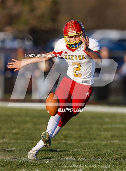 Thumbnail 3 in Roxana vs Olympia (IHSA 3A Quarter Finals) photogallery.