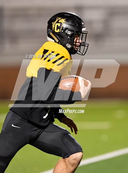 Thumbnail 3 in Chico vs Hawley (UIL 2A Bi-district) photogallery.