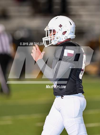 Thumbnail 2 in Chico vs Hawley (UIL 2A Bi-district) photogallery.