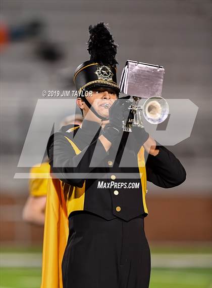 Thumbnail 3 in Chico vs Hawley (UIL 2A Bi-district) photogallery.