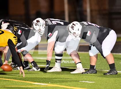 Thumbnail 2 in Chico vs Hawley (UIL 2A Bi-district) photogallery.